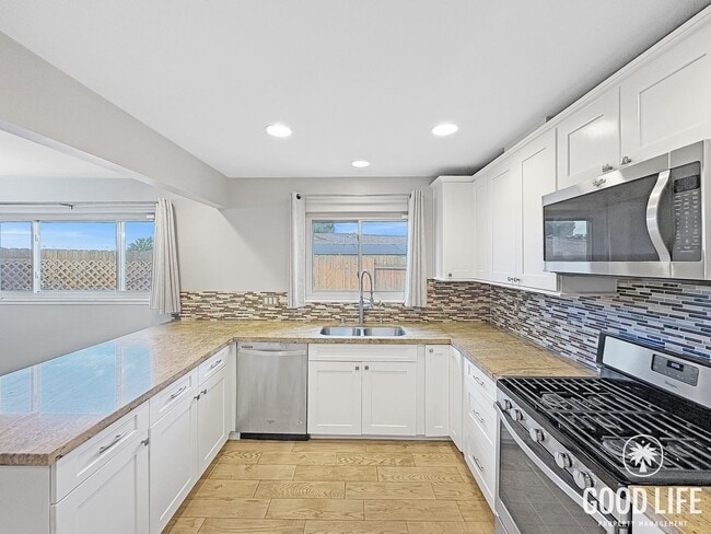 Photo - Modern 4-Bedroom Home with Spacious Yard in Prime Clairemont Location