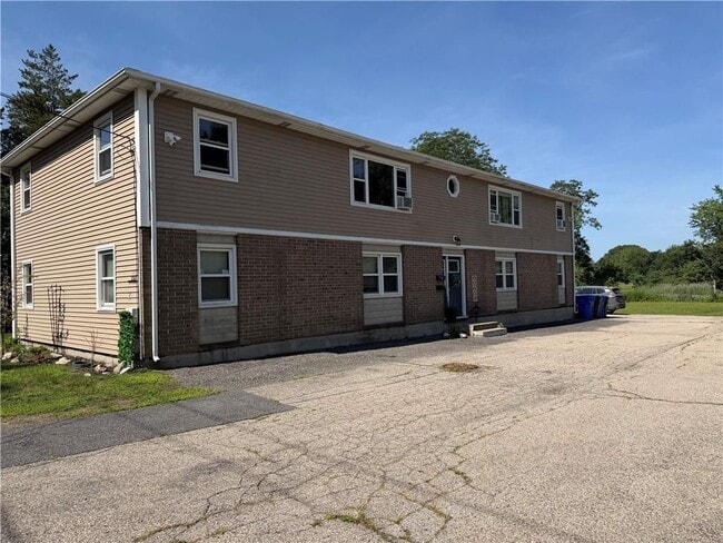 Building Photo - 1297 S Broadway Unit 1
