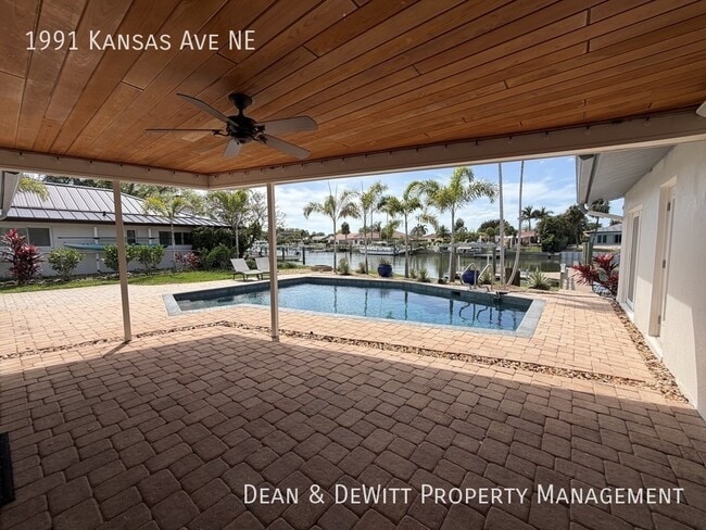 Photo - 1991 Kansas Ave NE