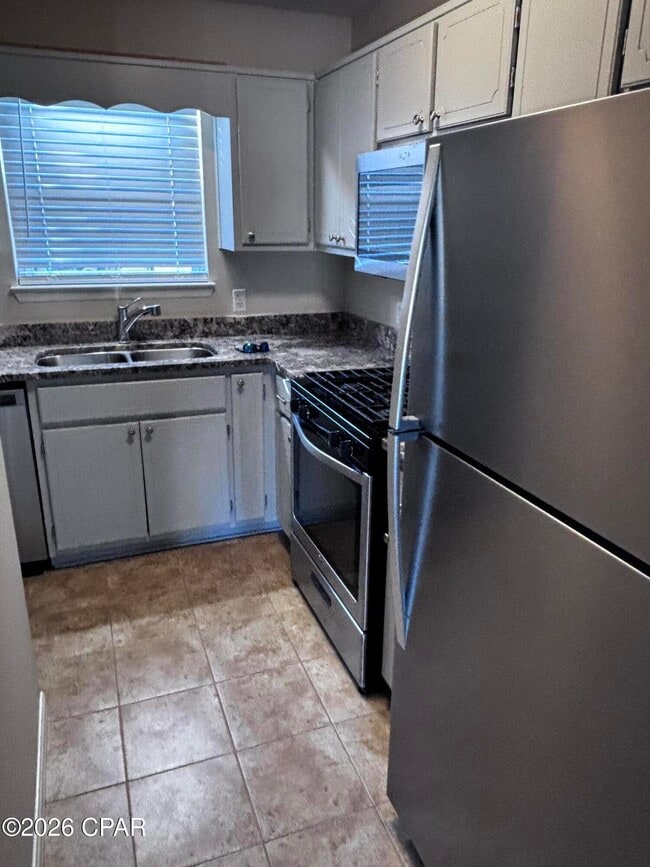 Photo - 6588 Harbour Blvd