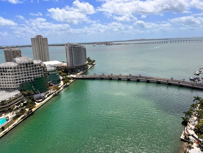 Building Photo - 495 Brickell Ave Unit 2401