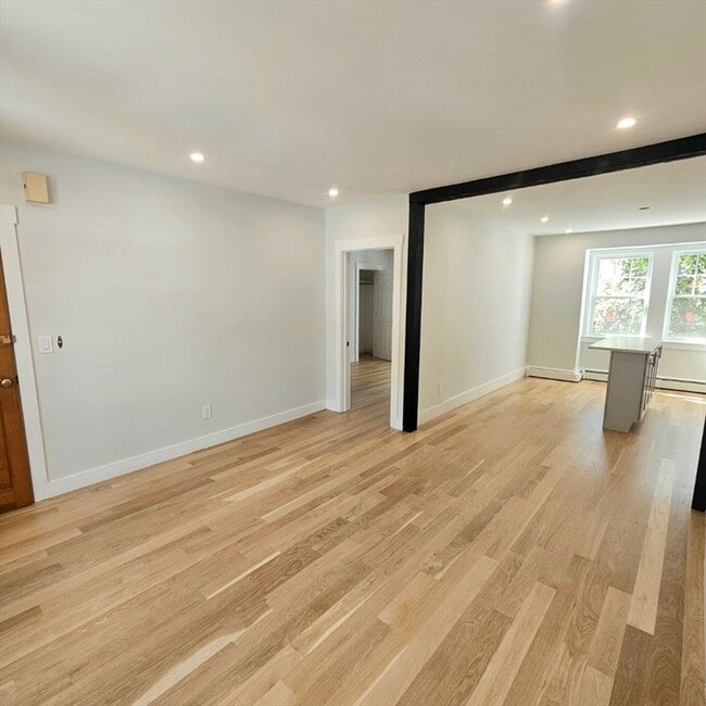 Photo - 17 Roberts St Unit #1