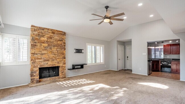 Building Photo - 5122 E Shea Blvd