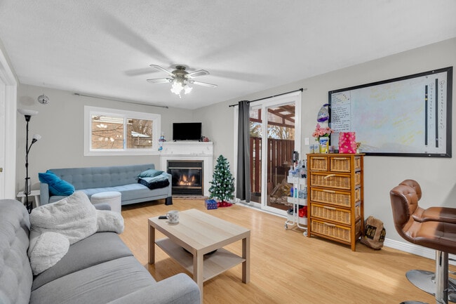 Building Photo - 767 Scottsdale Dr