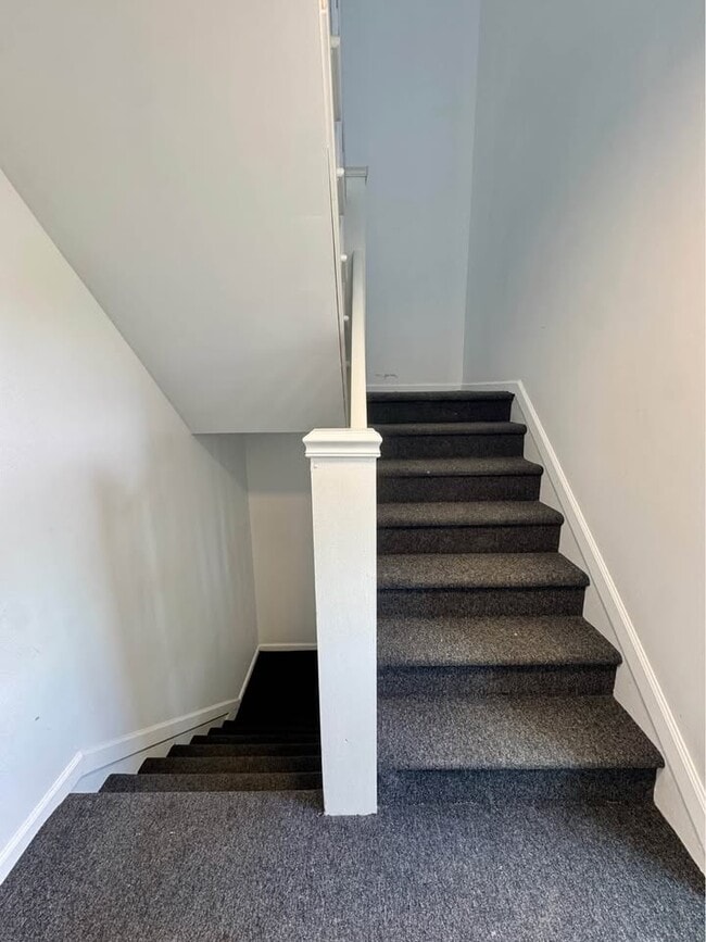 Photo - Bradley Apartments