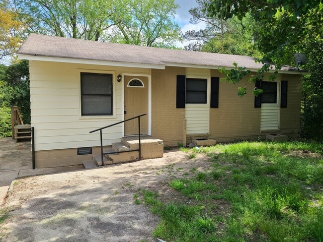 Building Photo - Ready to Rent!