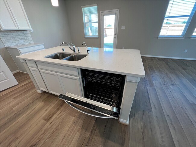 Photo - 5635 Giving Grace Wy