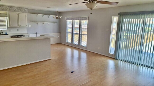 Photo - 19 N White Heron Dr
