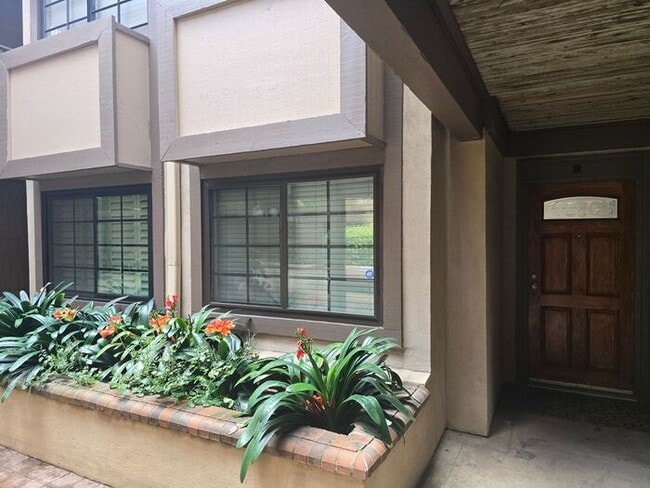 Photo - Beautiful 2 Bedroom 2 Bathroom Condo in La Jolla / UTC