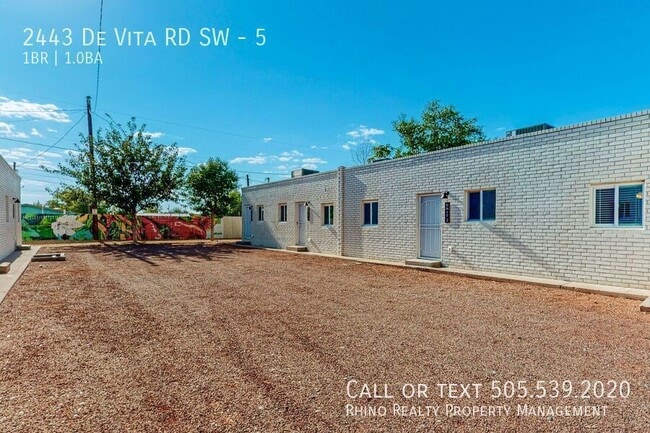 Building Photo - 2443 De Vita Rd SW Unit 5