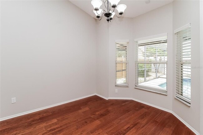 Photo - 1517 Crawford Dr