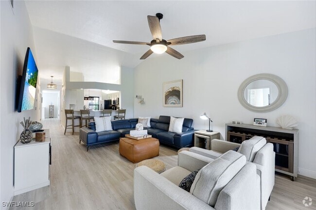 Building Photo - 824 Tanbark Dr Unit 204 Rental