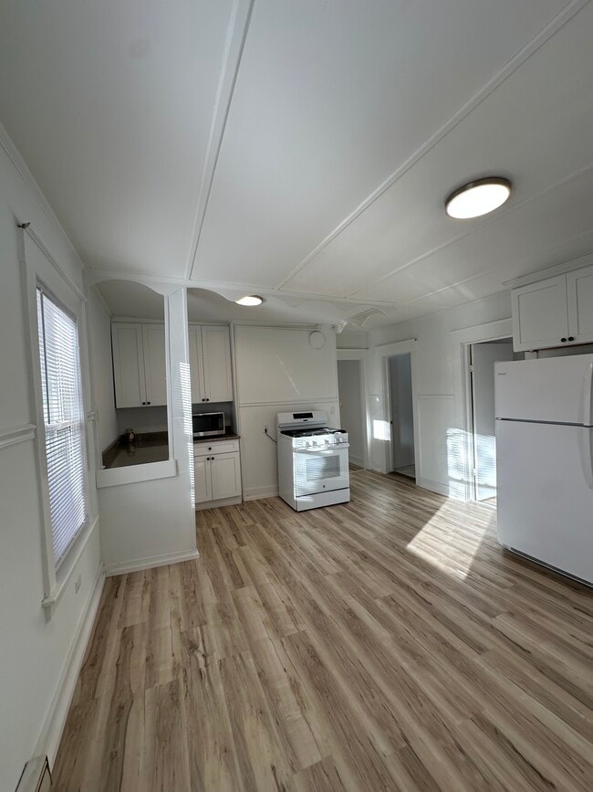 12 Margerie St