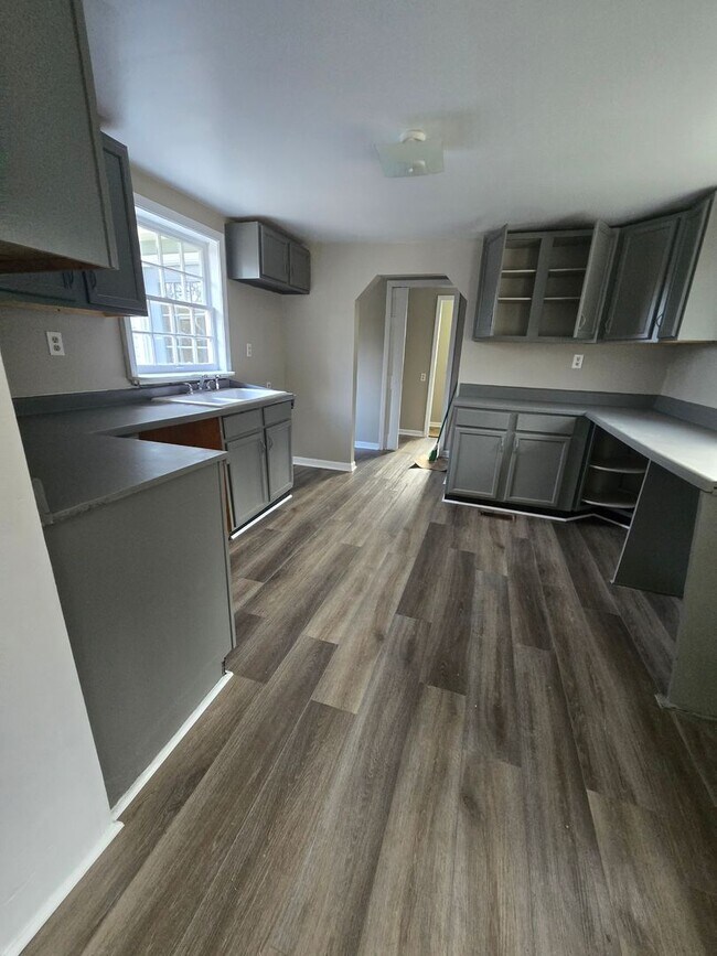 Photo - 3 Bedroom House in East Brainerd TN; ALL UTILITIES INCLUDED!