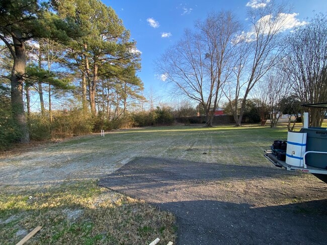 Photo - 2009 Kilby Ln