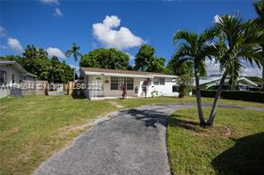 Photo - 1931 Bahama Dr House