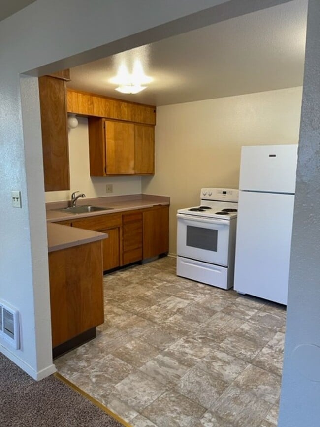 Photo - PLAC2158 Unit 2158 Placer St.