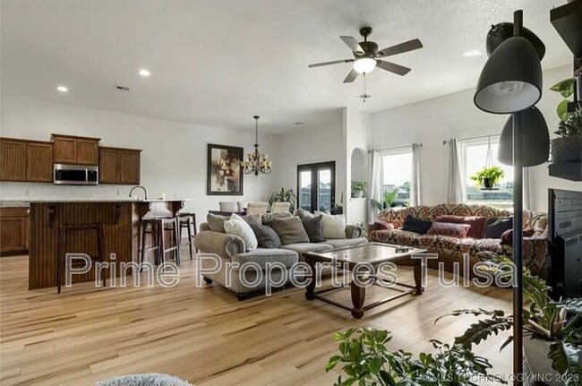 Photo - 13819 S 89th E Ave