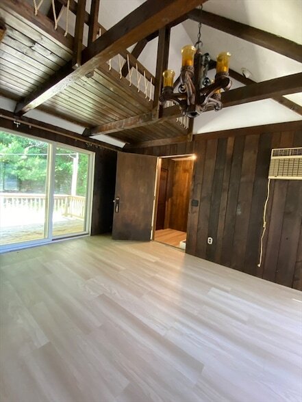 Photo - 30 Beechmont St
