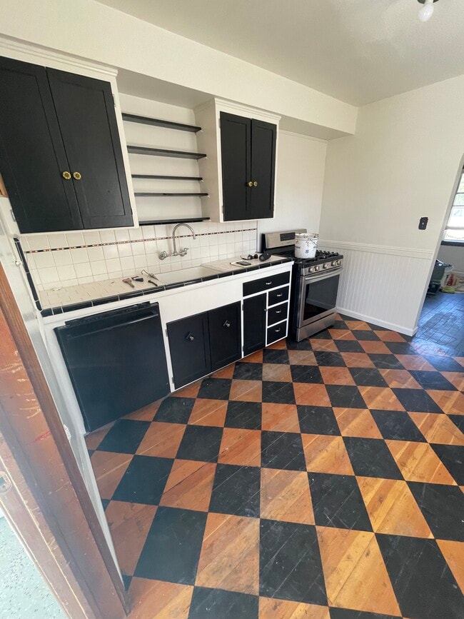 Photo - 1329 Locust St