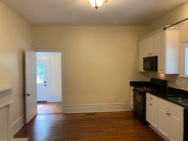 Photo - 245 N Pope St