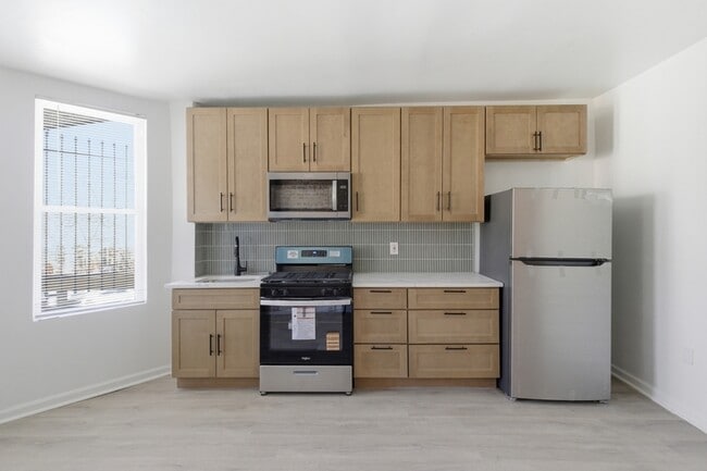 Photo - 2322 Callow Ave