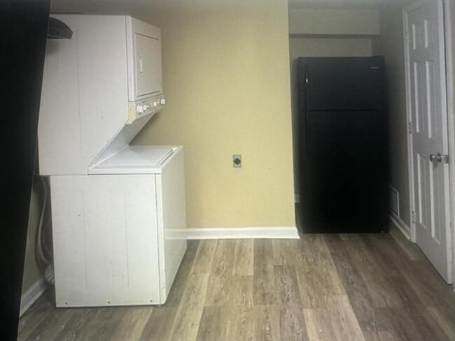 Photo - 2603 Fayetteville St