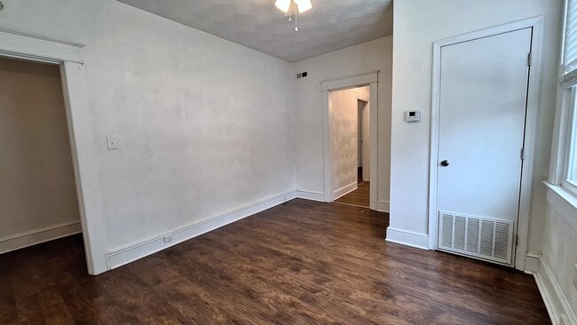 Photo - 311 W 27th St