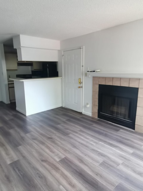 Building Photo - 5530 Chrishire Way Unit D103