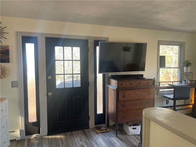 Photo - 34 Cedar Swamp Rd Unidad 2