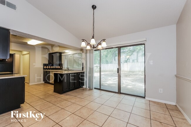 Photo - 1800 Chittam Dr