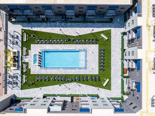 Zona Village