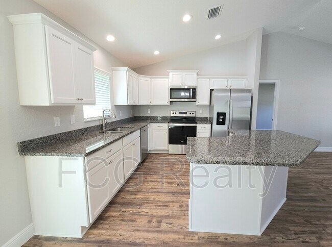 Photo - 13253 SW 41st Ct