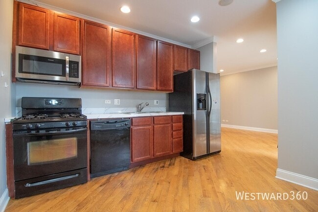 Building Photo - 2036 Arthur-1 Unit 1