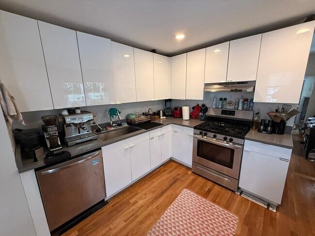 Photo - 7-9 Biltmore St