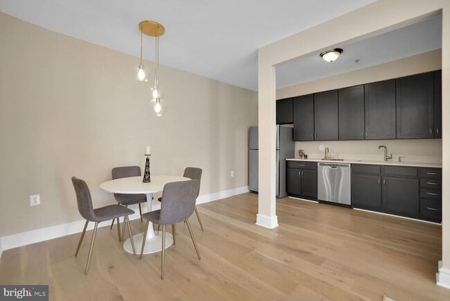 Photo - 1419 Clifton St NW Unit 301
