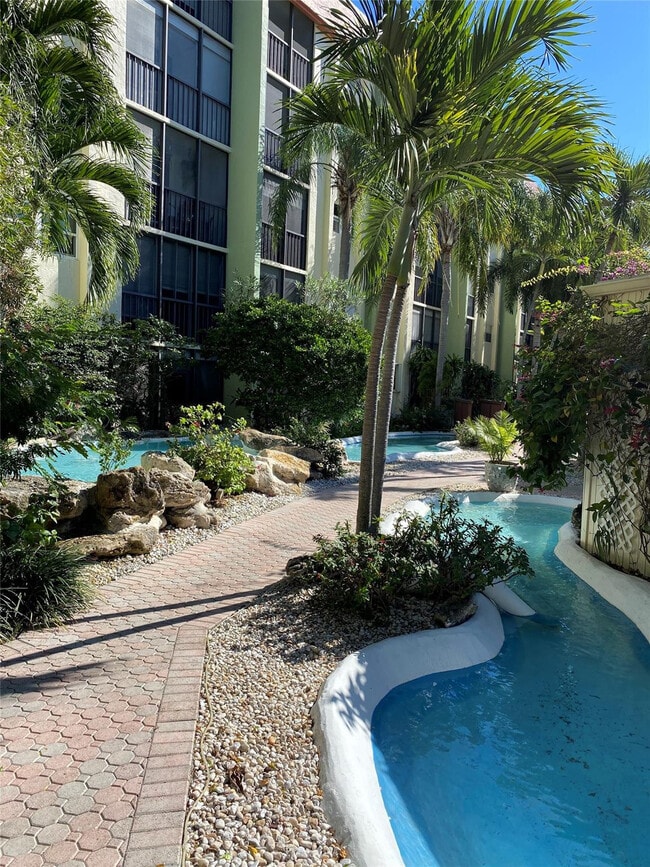 Photo - 5300 NE 24th Terrace Unidad 211C