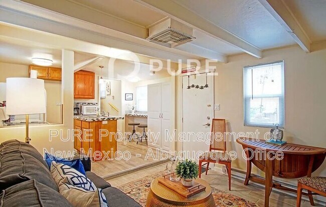 Photo - 404 Dartmouth Dr NE Unit #2