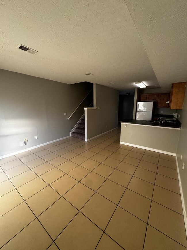 Photo - 230 Mousas Way