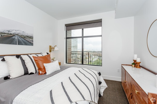 1BR, 1BA - Den A