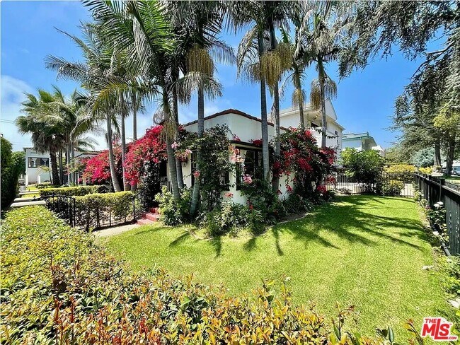 Photo - 1144 15th St Unidad 6