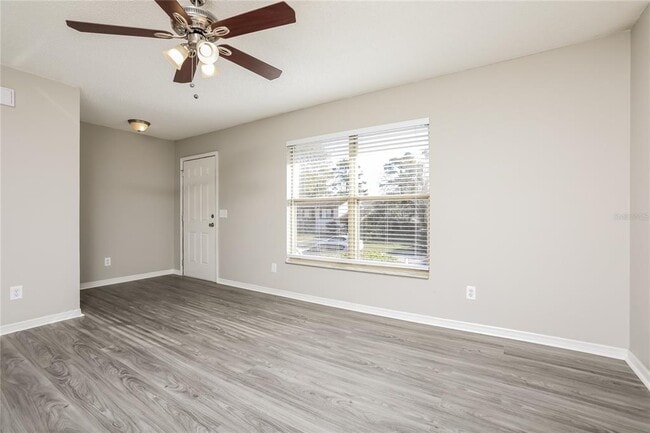 Photo - 3431 Harrow Ln