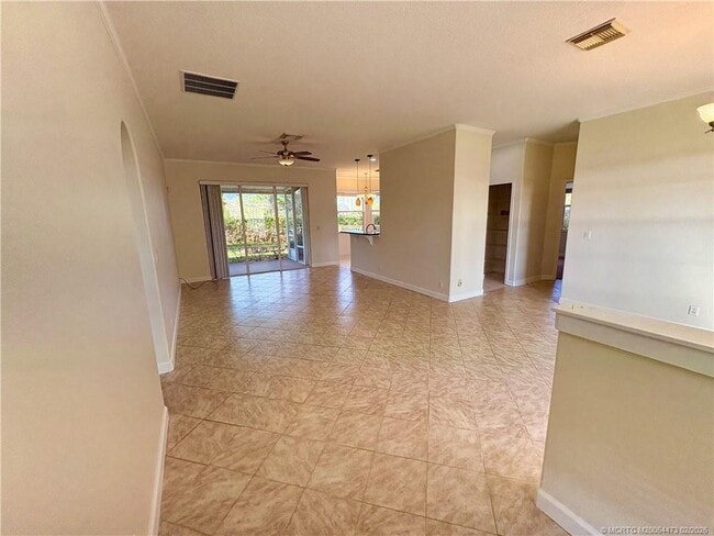 Photo - 947 NW 13th St