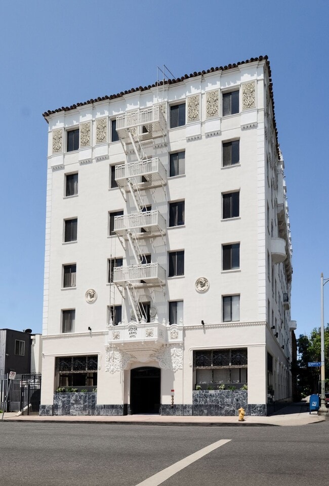 Photo - Astor Arms