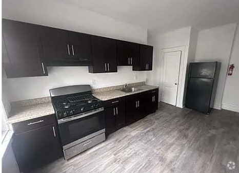 Building Photo - 49 Fabyan Pl Unit 3R Rental