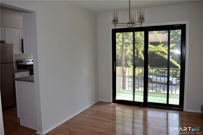 Photo - 157 Kennedy Dr Unit 157