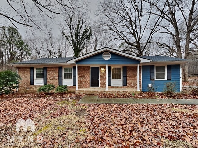 Photo - 121 Nicklaus Dr House