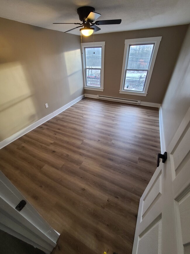 Photo - 130 Woodlawn Ave