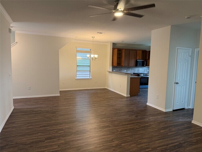 Photo - 15847 Smithland Dr