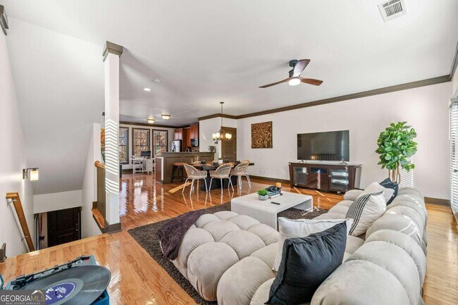 Photo - 750 Liberty Commons Dr NW